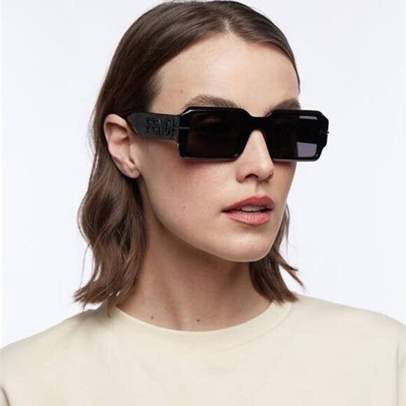 New, FENDI Sunglasses FE40073U 53E Authentic - Picture 4 of 13